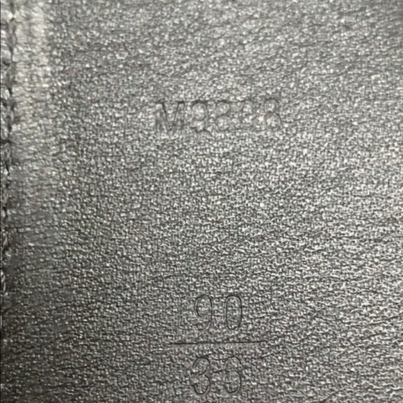 Authentic Louis Vuitton waist belt - Picture 15 of 15